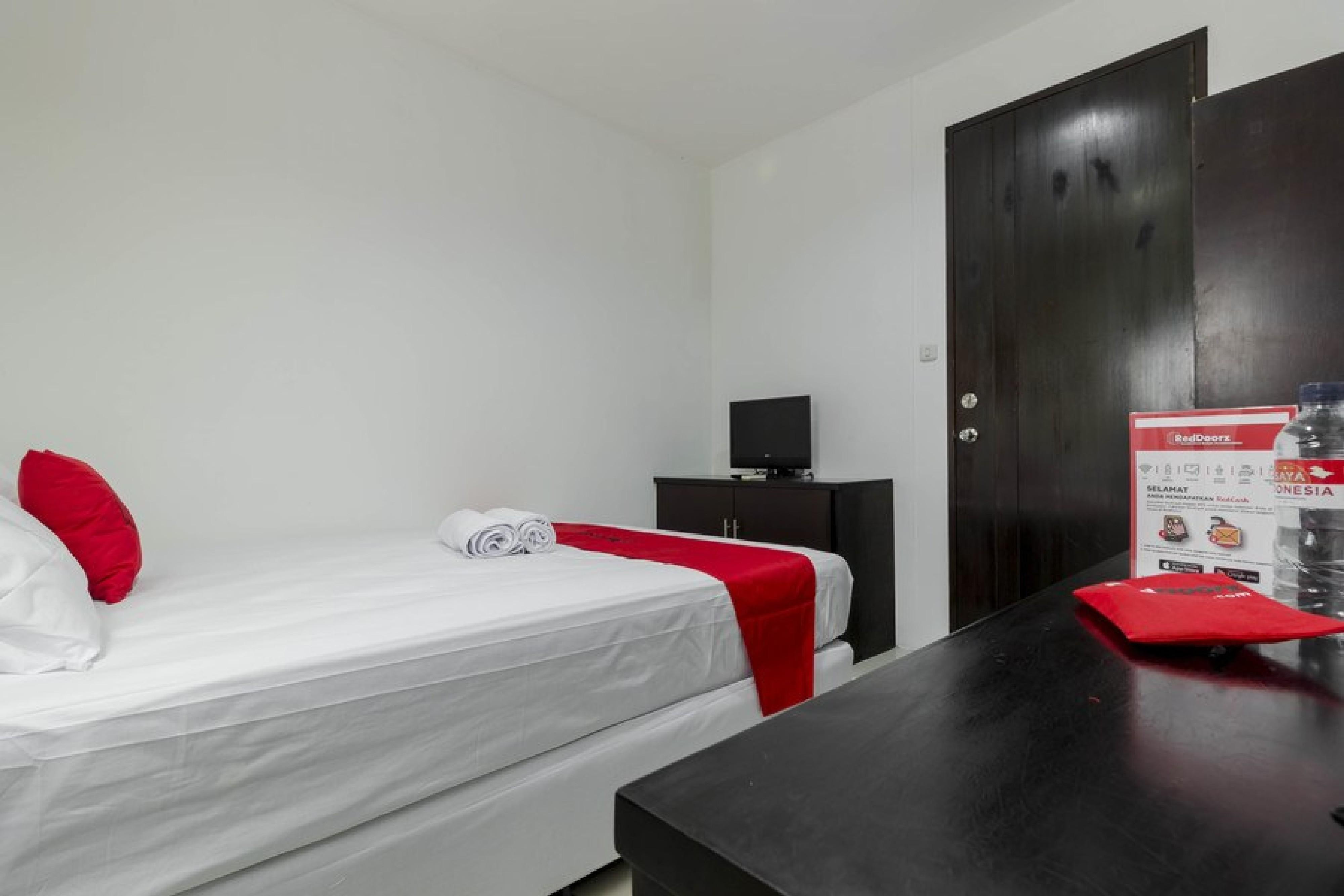 Reddoorz Plus @ Pasar Baru Jakarta Ngoại thất bức ảnh